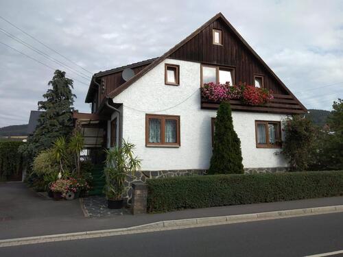 Foto - Freistehendes Mehrgenerationenhaus mit traumhaftem Garten