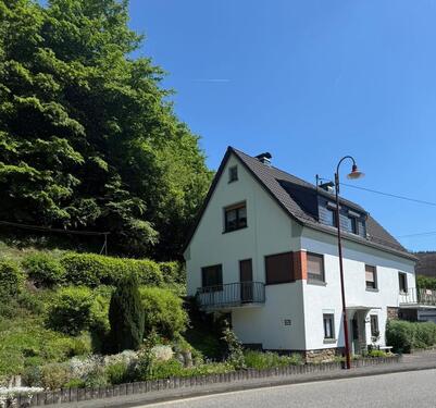 Foto - Zweifamilienhaus in Rossbach (Wied)