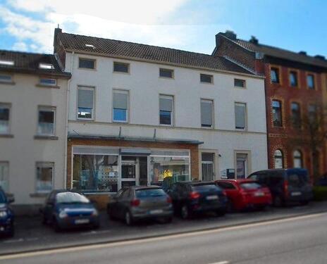 Foto - Eschweiler, Aachener Strasse: Ladenlokal in gut sichtbarer Lage