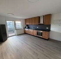 Wohnung 4 Z + Küche m. EBK,Bad, Gäste WC, Garage, Balkon 110 qm - Pelm