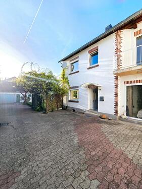 Foto - Haus in Fallersleben mit Garten, Garage und Carport (5 Zimmer)