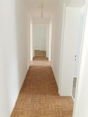 Foto - Vollrenovierte 4-Zimmer-Wohnung in Völklingen ab 01.11.