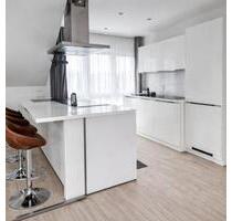 Möblierte, 2,5-Zimmer-DGW mit Einbauküche in Troisdorf Spich