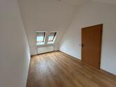 Foto - 2.5 Zimmer Dachgeschoßwohnung in Petersberg