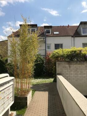 Foto - ZU VERMIETEN: Charmante 2-Zi.-Whg. mit Terrasse in Toplage