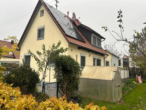 Foto - Sehr großes Haus mit XXL-Garage und PV-Anlage in Thannhausen!