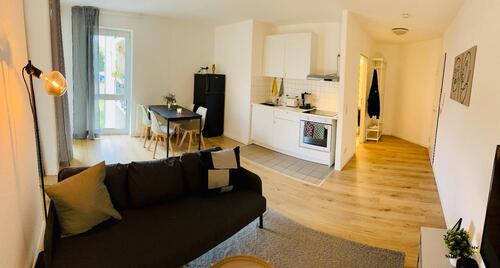 Foto - Möbliertes & modernes Apartment in Hilden (Balkon, Stellplatz)