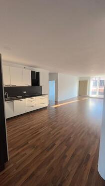 Foto - 4-Zimmer- Wohnung
