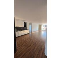 4-Zimmer- Wohnung| 2 Bäder | großer Balkon | Fußgängerzone Hamm