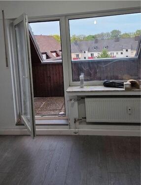 Foto - Ruhig und Hell : Frisch renovierte 2,5-Zimmer-Wohnung nahe U-Bahn