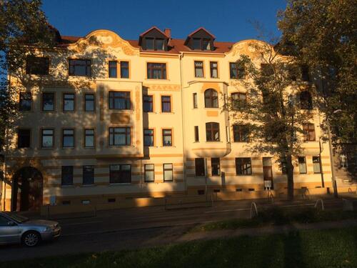 Foto - Helle 2-Zimmer-Wohnung mit Balkon, EBK und Stellplatz