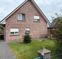 Miethaus in Friedeburg - 1.000,00&nbsp;EUR Kaltmiete, ca.&nbsp; 130,00&nbsp;m&sup2; in Friedeburg (PLZ: 26446)