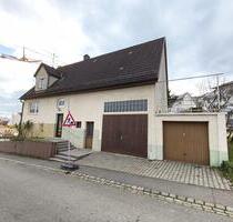 Modernisiertes Einfamilienhaus mit großem Garten - Unterensingen