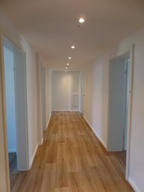 Foto - 4-Zimmer Wohnung, Erstbezug n. Modernisierung, oberste Etage