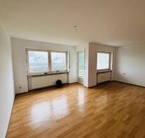 Großzügige 1,5-Zimmer-Wohnung mit Südgarten, Balkon & viel Wohnko - Beilngries
