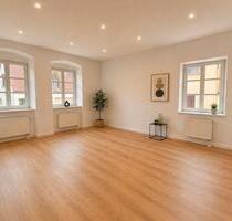 25 qm Praxisraum Altstadt Landshut | Blick zur Burg