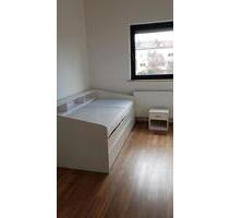 WG Zimmer im Haus - 500,00 EUR Kaltmiete, in Oberschleißheim (PLZ: 85764)