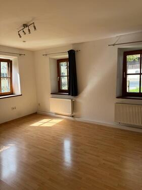Foto - Schöne 2-Zimmer-Wohnung in Hechenwang mit Holzofen und Stellplatz