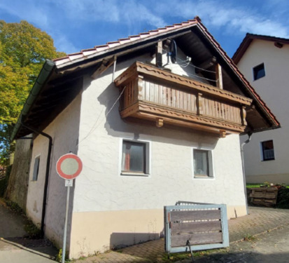 Foto - kleines Häuschen mit Balkon - 950,00 EUR Kaltmiete,