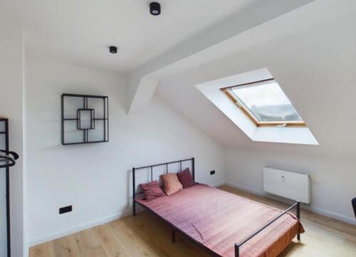 Foto - Freie WG Zimmer - jetzt einziehen und Miete sparen bis 2026!!