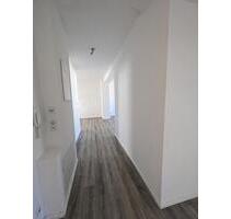 +++TRAUMHAFTE 5-R. WHG.+GR. BALKON+FUßBODENHEIZ.+LAMINAT+TOP SANIERT!!!+++ - Delitzsch