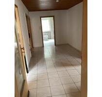 3ZKB Wohnung in Almena - 500,00&nbsp;EUR Kaltmiete, ca.&nbsp; 100,00&nbsp;m&sup2; in Extertal (PLZ: 32699)