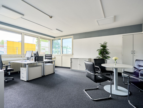 Foto - Ab sofort: Renoviertes Büro in Frickenhausen – InternetTelefonie & 247 Zugang inklusive