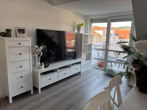 Foto - 2 Zimmer Dachgeschoßwohnung zur Miete in Neu-Anspach