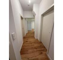 Exklusive kernsanierte Dachgeschosswohnung in ruhiger Lage - Hannover Ahlem-Badenstedt-Davenstedt