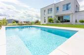 Foto - Modernes Architektenhaus mit Pool, Smart Home & Panoramablick