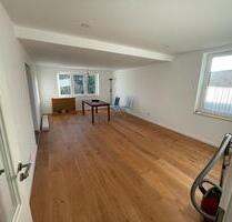 RE: kernsanierte Wohnung ca 85 qm + Dachterrasse - Recklinghausen Berghausen