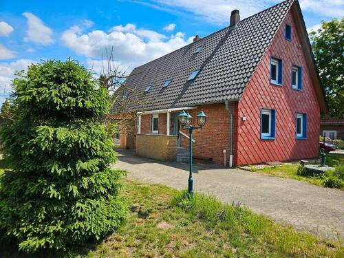 Foto - 8 Zimmer Einfamilienhaus zur Miete in Hillerse