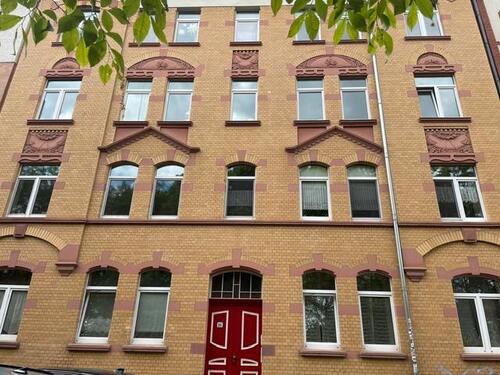 Foto - komplett renovierte Dachgeschosswohnung mit Einbauküche im Zentrum