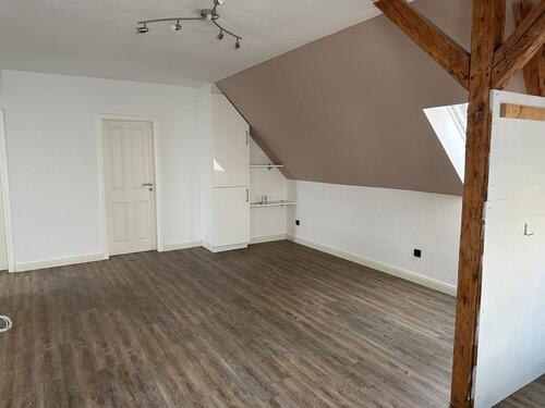 Foto - 2.5 Zimmer Dachgeschoßwohnung zur Miete in Lasbek