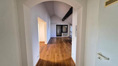 Foto - 3.5 Zimmer Dachgeschoßwohnung zur Miete in Karlsruhe