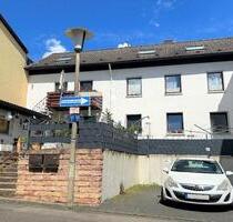 Großzügige 4-Zimmer Wohnung auf 2 Etagen in Oberwinter - Remagen
