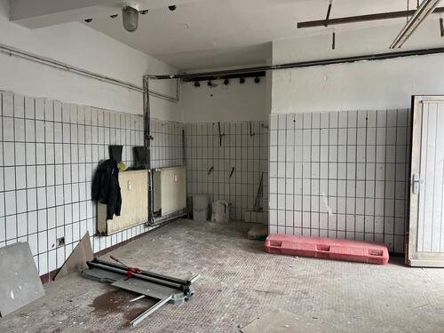 Foto - Lagerhalle zur Vermietung in Oberhausen Duisburgerstr 201