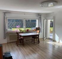 Moderne 3-Zimmer-Wohnung mit Terrasse und Garten in Callbach