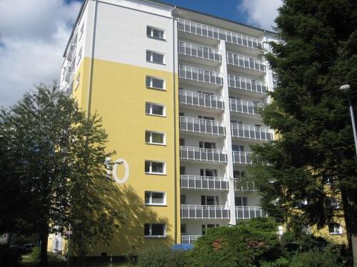 Foto - Reinkommen und Wohlfühlen: saniertes 1-Zi.-Appartment mit Balkon und Aufzug, sofort anmietbar!