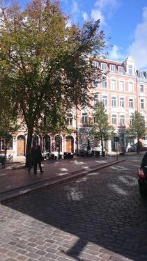 Foto - Schelfstadt, großer Balkon, EBK, Gartenmitbenutzung, möbliert