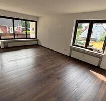 Anfragestop- Helle 2,5-Zimmer-Wohnung - Bremen Burglesum