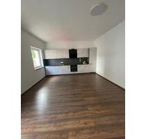 2-Zimmer-Wohnung mit großer Wohnküche & Terrasse - Villingen-Schwenningen