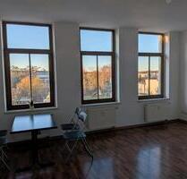 Lichtdurchflutete und charmante 2-Zimmer-Wohnung - Plauen Bahnhofsvorstadt