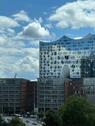 Foto - Tische für Einzelpersonen und Teams - Arbeiten im Elphi-Blick Open-Space-Office
