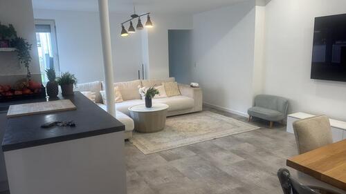 Foto - NACHMIETER FÜR 1.5 3 ZIMMER MIT Terrasse UND GARTEN