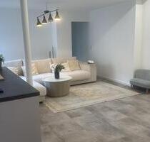 NACHMIETER FÜR 1.5 3 ZIMMER MIT Terrasse UND GARTEN - Schwetzingen