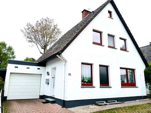 Foto - freistehendes - 349.000,00&nbsp;EUR Kaufpreis, ca.&nbsp; 103,00&nbsp;m&sup2;