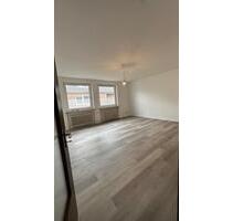 Moderne 2-Zimmer-Wohnung 60 m² – frisch saniert – 770 € warm) - Bremerhaven Geestemünde