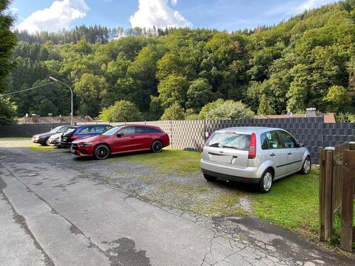 Foto - Stellplatz PKW - 25,00&nbsp;EUR Miete,