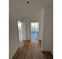 ERSTBEZUG NACH SANIERUNG - WUNDERSCHÖNE 2-ZIMMER-WOHNUNG + BALKON - Dormagen Hackenbroich